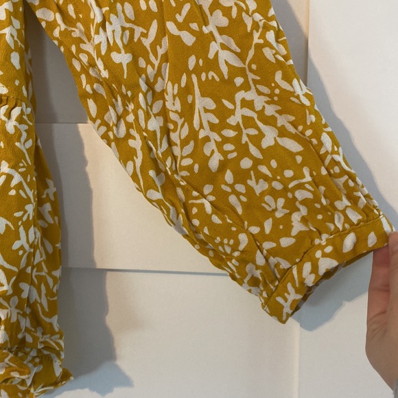 Time and Tru Top - Picture 2 of 3